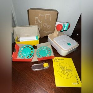 Lovevery Microscope STEM Detachable w/ 2 Slide Wheels The Connector Play Kit NEW